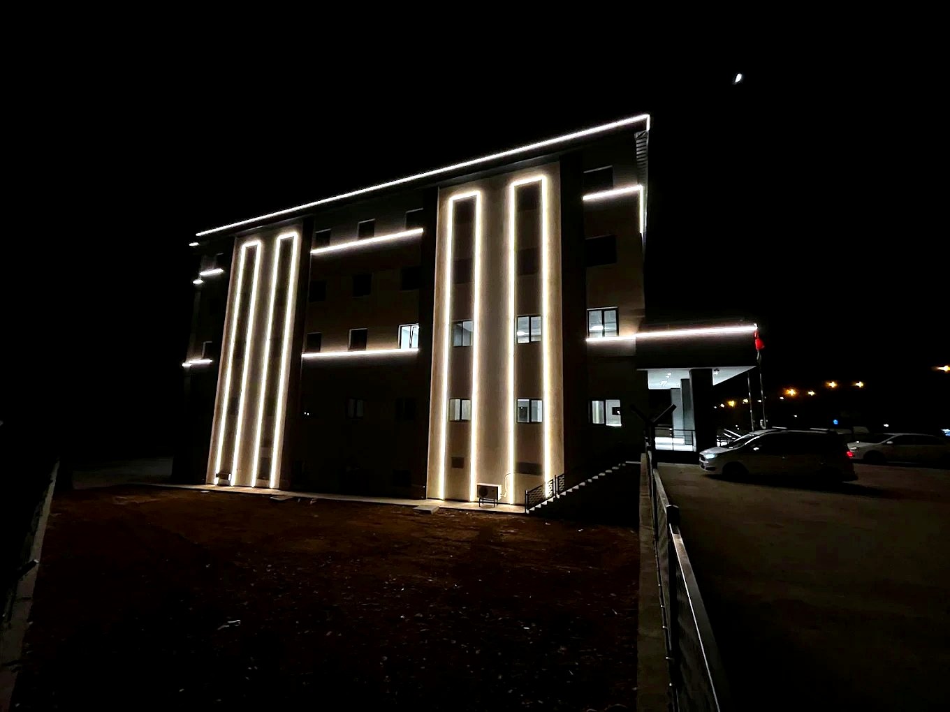 Altay Elektrik Gaziantep bina ve dış cephe aydınlatma uygulaması